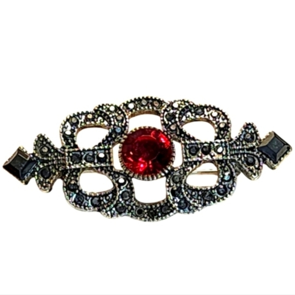 Vintage Late 70's Silver Tone Crystals Red Ruby Crystal Victorian Style Brooch - Picture 5 of 5